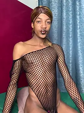 Snapshot of Kinky-Nicky04 chatting on 07.27.26 Kinky-Nicky04 online show from 07.27.26