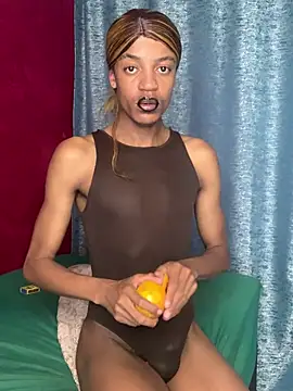Snapshot of Kinky-Nicky04 chatting on 07.30.26 Kinky-Nicky04 online show from 07.30.26