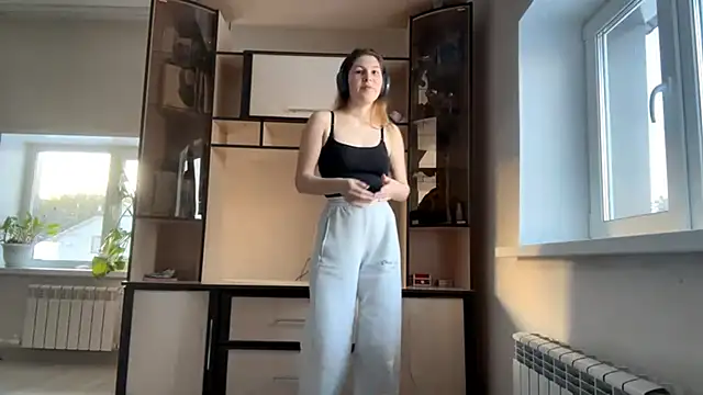 JoanieMochel online show from 03.09.26