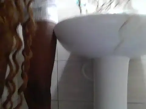 Snapshot of desired_better chatting on 03.11.26 desired better online show from 03.11.26