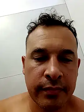 Ezehombre online show from 03.18.26