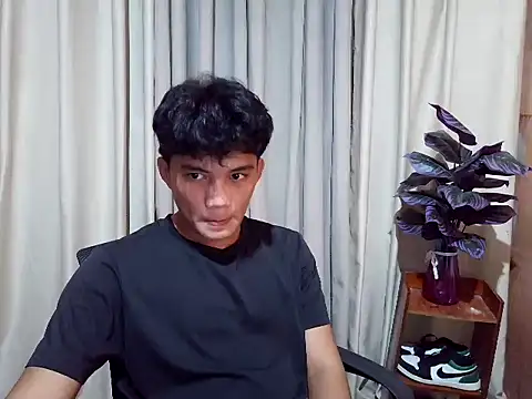 Snapshot of marksurelyhard chatting on 03.19.26 marksurelyhard online show from 03.19.26