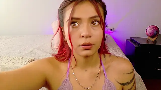 Sophie Evanns  online show from 03.14.26