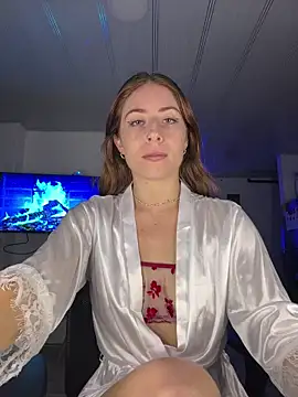 Snapshot of clau_v22 chatting on 03.13.26 clau v22 online show from 03.13.26