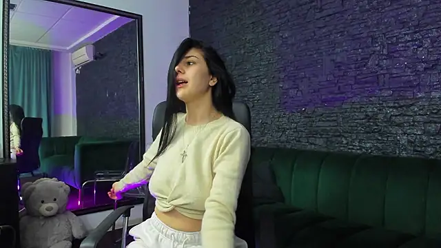 KiarraNoir online show from 03.18.26