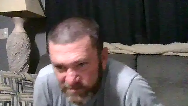 Snapshot of Beaededpainter chatting on 06.12.26 Beaededpainter online show from 06.12.26