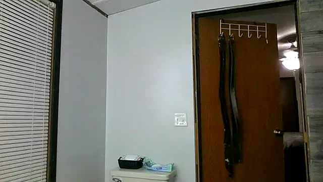 Snapshot of Beaededpainter chatting on 06.17.26 Beaededpainter online show from 06.17.26