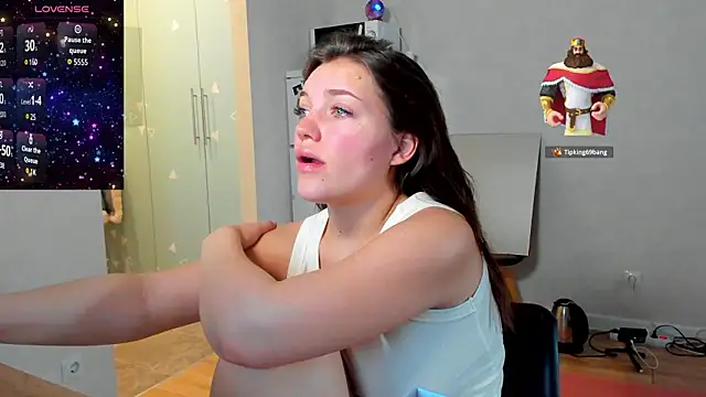 Liana 8 online show from 03.16.26