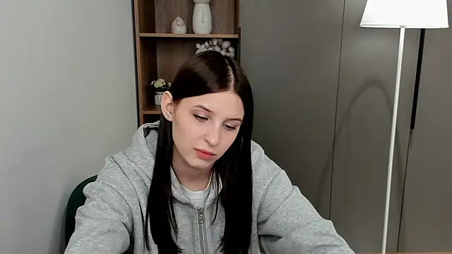 KerstinMaynor online show from 03.04.26