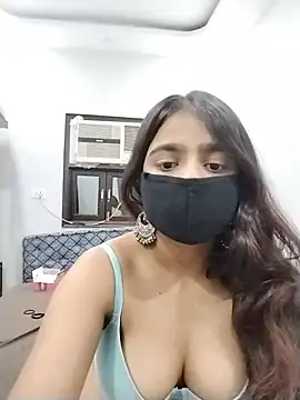 Snapshot of Ishaa_22 chatting on 06.25.26 Ishaa 22 online show from 06.25.26