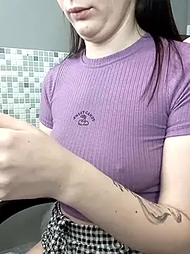 Mary Blu online show from 03.15.25