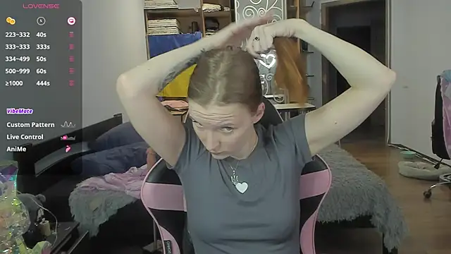 Mary Blu online show from 11.27.25