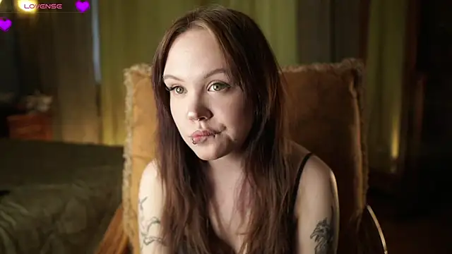LeahAllsop online show from 04.24.26