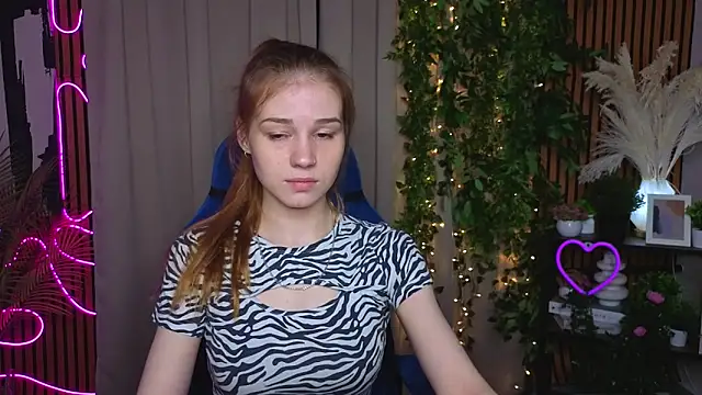 Snapshot of AmyLindsey chatting on 03.24.26 AmyLindsey online show from 03.24.26