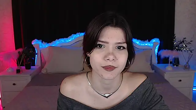 llittle-peachh online show from 03.13.26