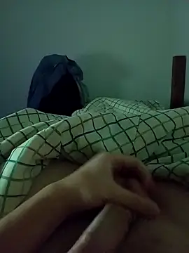 Snapshot of branquinho19cm_ chatting on 03.24.26 branquinho19cm online show from 03.24.26