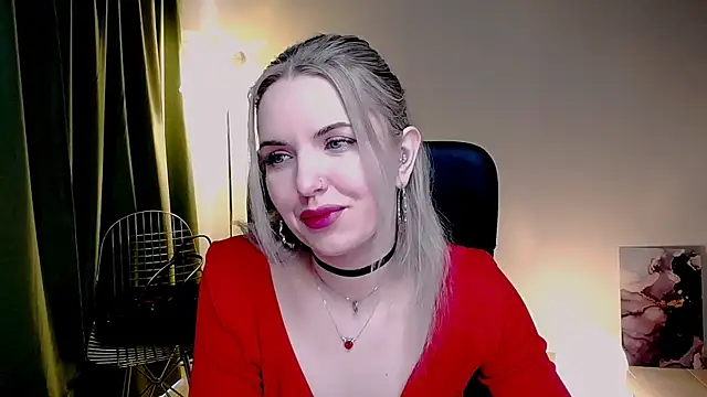 AliceSmite online show from 04.07.26