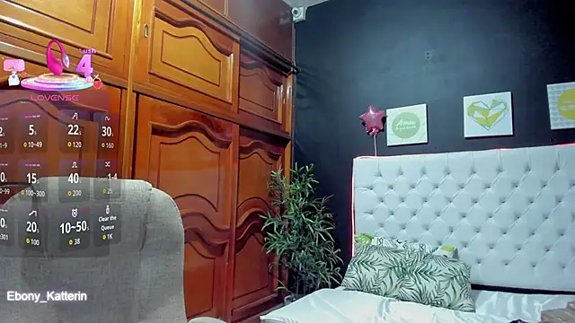 ebony katterin online show from 04.23.26