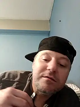 yoursextoy83 online show from 03.12.26