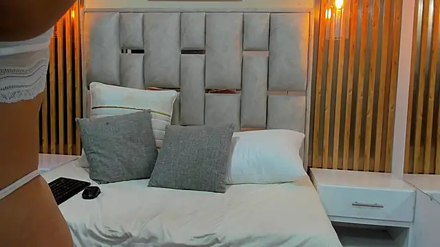 Ammber lennox online show from 03.17.26