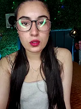 Cataa Hill online show from 05.05.26