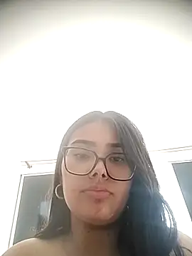 pregnant kitten01 online show from 03.12.26