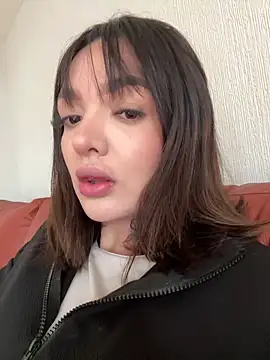 Snapshot of MelissaGb chatting on 03.08.26 MelissaGb online show from 03.08.26