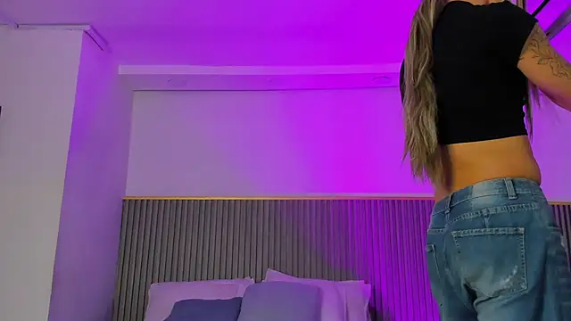 ashvalentine  online show from 05.08.26