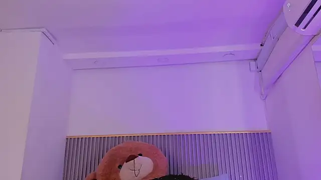 ashvalentine  online show from 07.14.26
