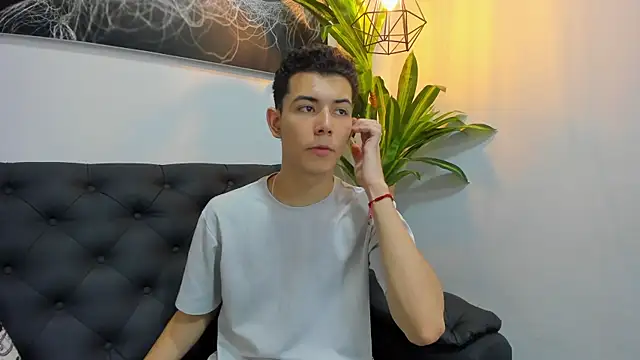 nicocrown online show from 03.13.26