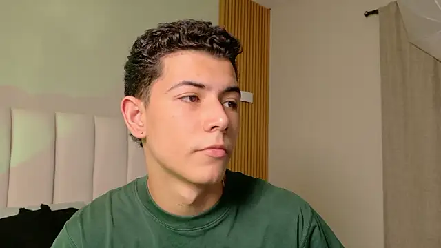 nicocrown online show from 03.17.26