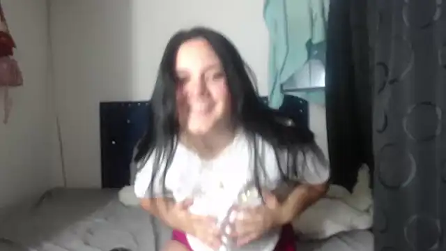 Mia latinhot online show from 03.10.26