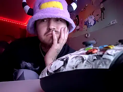 XSnowFlakeX15 online show from 05.05.26