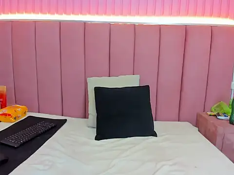 queenstarhy online show from 07.29.26
