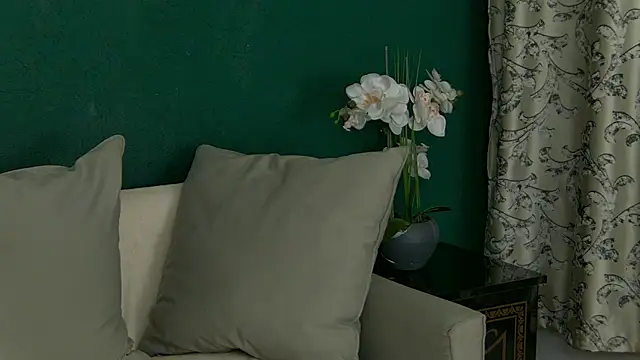 SkinnyNatty online show from 04.26.26