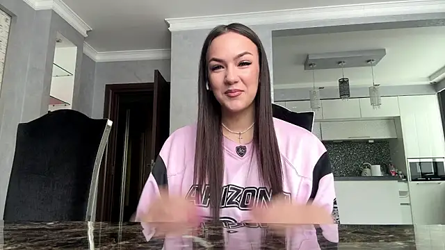 Snapshot of Carrymons chatting on 03.05.26 Carrymons online show from 03.05.26