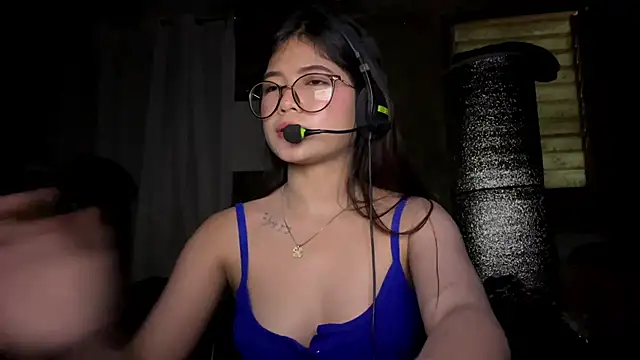 izamonroe online show from 03.10.26