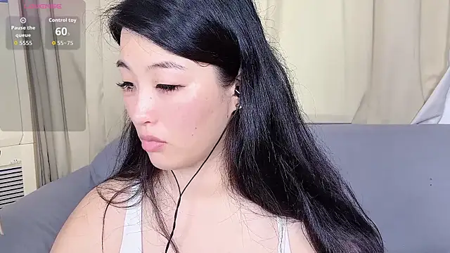 Tavie1744 online show from 06.15.26