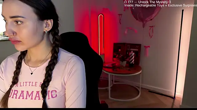 Lilith Lure online show from 03.25.26