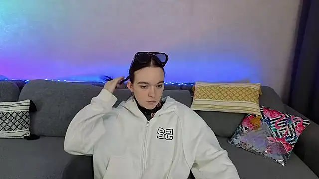 SunyLily online show from 05.16.26