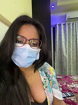 Snapshot of nikki_catz chatting on 03.07.26 nikki catz online show from 03.07.26