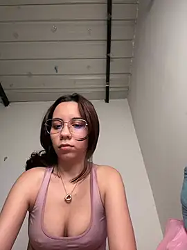 Nicole Cute04 online show from 05.04.26
