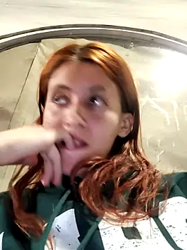 Snapshot of Sasha_Red_ chatting on 03.05.26 Sasha Red online show from 03.05.26