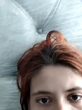 Snapshot of Sasha_Red_ chatting on 03.26.26 Sasha Red online show from 03.26.26