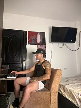 Kenny romano online show from 04.21.26