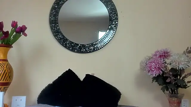 Maye Milf  online show from 03.04.26