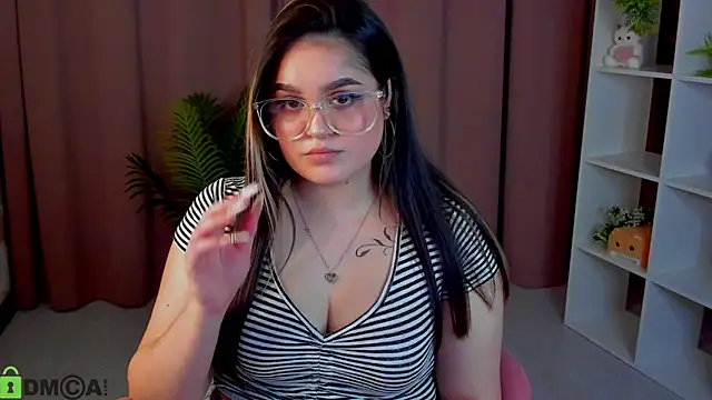 leilawinx online show from 03.12.26