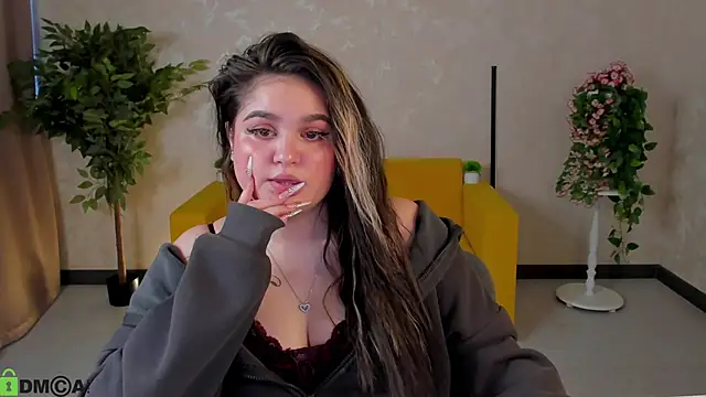 leilawinx online show from 03.14.26