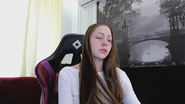 I m Regina online show from 07.04.26
