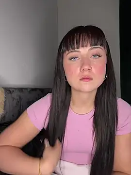 SweetJules18 online show from 03.07.26